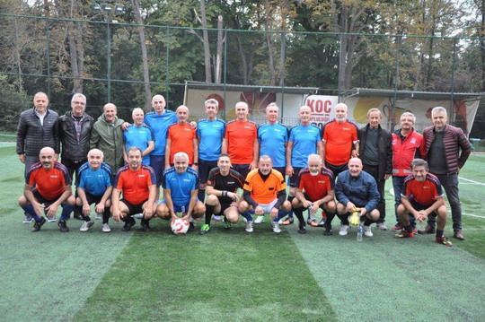 Futbol turnuvasında YKB CUP ve YKB LİG İkinci tur heyecanı başladı.
