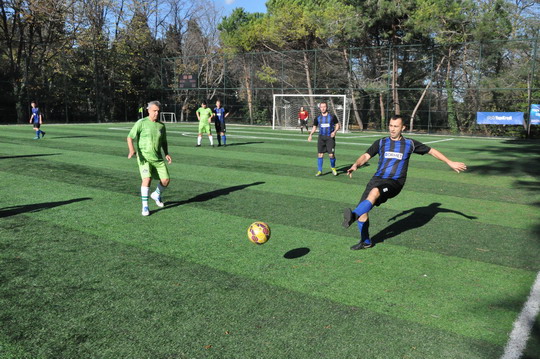 Futbol Turnuvası’nda ikinci tur karşılaşmaları kıyasaya mücadelelerle devam ediyor.