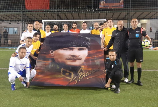 İstanbul Futbol Takımımız Basisen Futbol Turnuvası ve Koç Topluluğu Futbol Ligi’nde mücadelesini sürdürüyor.