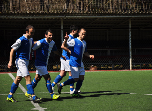 Koç Futbol Ligi birinci tur maçlarında ilk yarılar tamamlandı