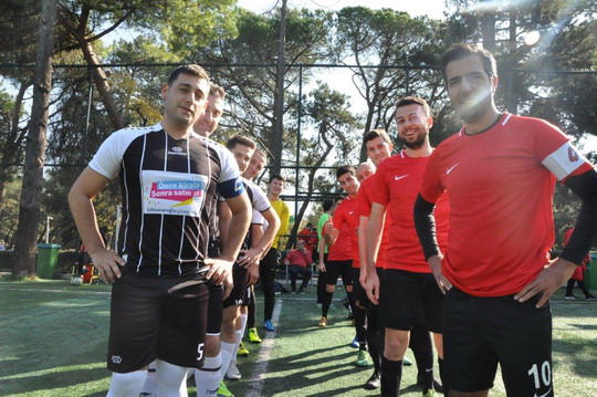 2019 Yılı BizClub İstanbul Futbol Turnuvası’nda Çeyrek Final karşılaşmaları geçtiğimiz hafta sonu Cumartesi  ve Pazar günü oynanan maçlarla tamamlandı.