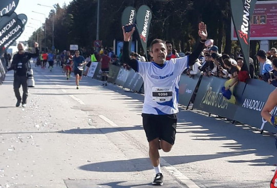 2020 Uluslararası Runatolia Maratonunda İyilik Peşinde Koştuk.