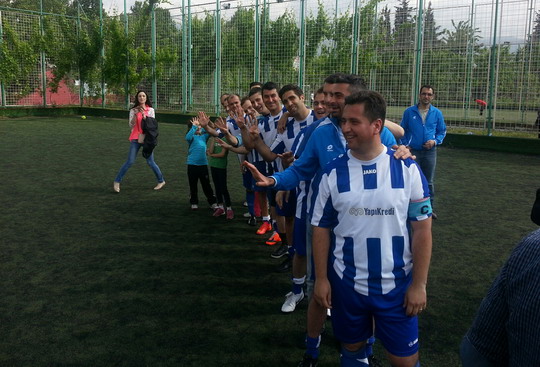 Yapı Kredi Marmara Bölge Futbol Takımımız 2015 Basisen Turnuvası Şampiyonu...