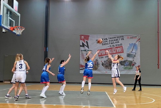 Bursa Bölge Kadın Basketbol takımımız Şampiyon...