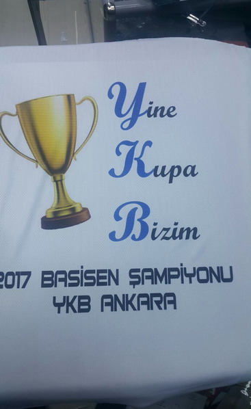 Ankara'da Şampiyon Yapı Kredi Futbol Takımı!