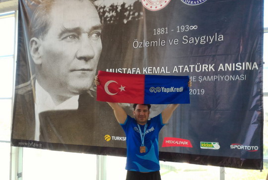 Yüzme Takımımız Mustafa Kemal Atatürk anısına yapılan Türkiye Masterlar Yüzme Şampiyonası’nda kulaç attı.