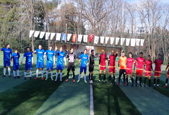 Koç Topluluğu 30. Spor Şenlikleri İstanbul Futbol turnuvalarında takımlarımız dolu dizgin başarıya koşuyor.
