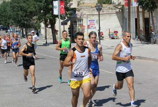 YKB'li Atletlerimiz 1.Uluslararası Avanos-Kızılırmak Yarı Maratonunda Başarıya uzandı...
