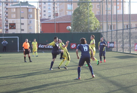 Yapı Kredi Futbol turnuvasında ikinci tur ilk maçları tamamlandı.