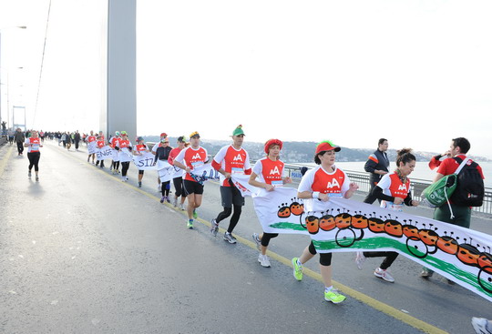YKB'liler 34.Avrasya Maratonu'ndaydı.