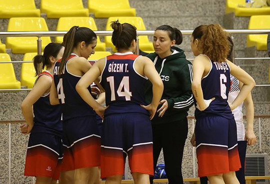 Kadın Basketbol Takımımız WCBL’ye  galibiyetle başladı!