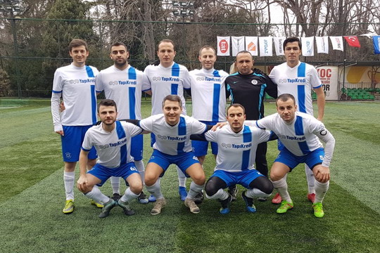 İstanbul Futbol Takımımız Şampiyonluk maçına çıkıyor.