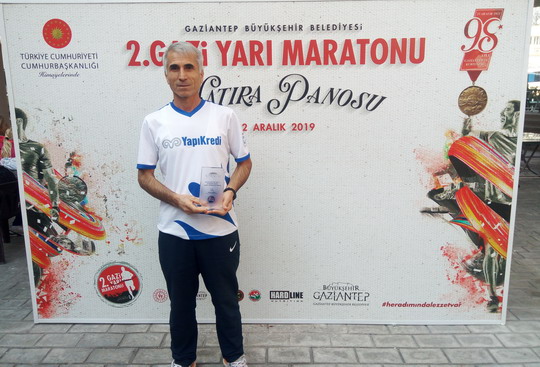 “Gazi Yarı Maratonu ve Halk Koşusu” Gaziantep'te gerçekleşti.