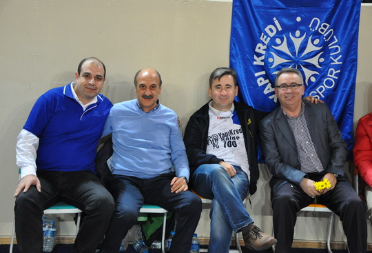 Yapı Kredi Bölge Spor Şenliği’nin 13'üncüsü İzmir'deydi...