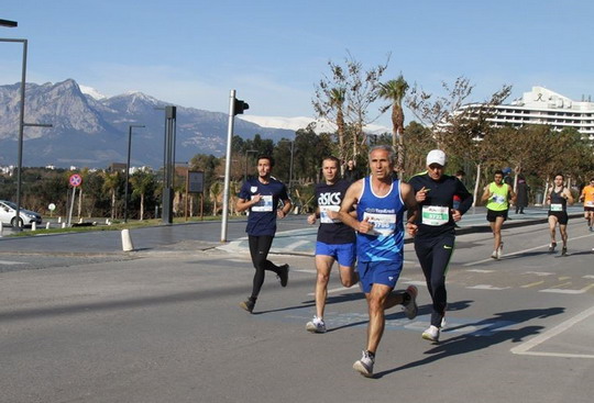 2020 Uluslararası Runatolia Maratonunda İyilik Peşinde Koştuk.