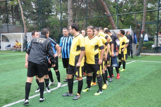 Futbol Turnuvası dördüncü hafta maçlarında rekabet kızışıyor...