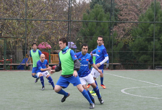 Yapı Kredi Futbol Takımılarımız Basisen Turnuvası’nda mücadelesini sürdürüyor...