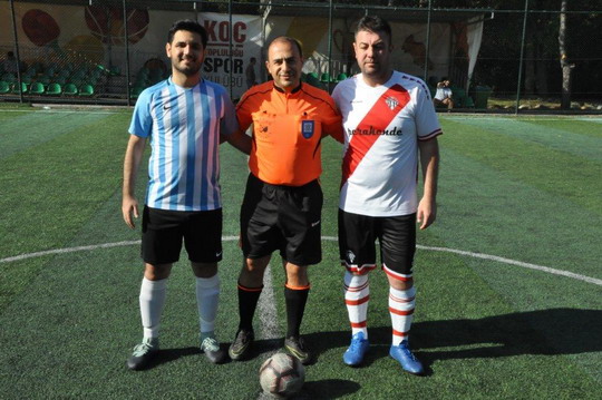 2019 Yılı BizClub İstanbul Futbol Turnuvası’nda Çeyrek Final karşılaşmaları geçtiğimiz hafta sonu Cumartesi  ve Pazar günü oynanan maçlarla tamamlandı.