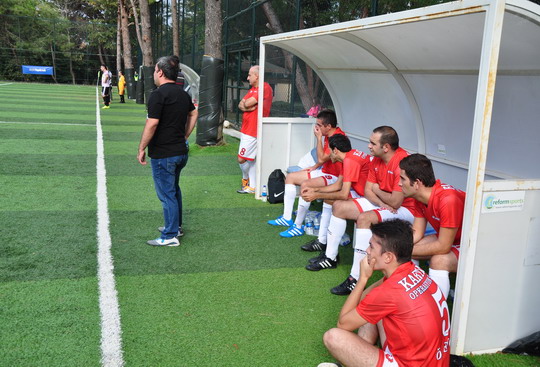 Yapı Kredi 2016 Yılı İstanbul Bölge Futbol Turnuvası ilk hafta karşılaşmalarıyla başladı.