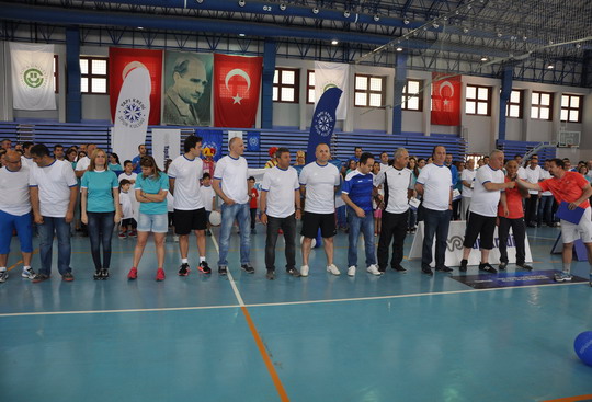 Yapı Kredi Bölge Spor Şenliği’nin 14'üncüsü Adana'daydı...