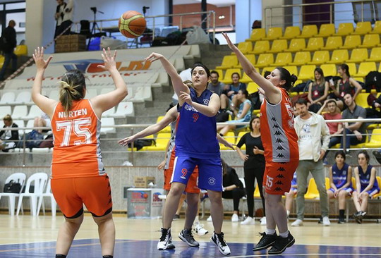 Kızlarımız WCBL’de grup maçlarını tamamlayarak zirveyi lider olarak paylaştı!
