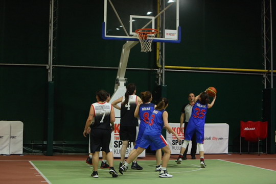 Koç Topluluğu Spor Şenliği 3x3 Basketbol Kadınlar Şampiyonu Yapı Kredi...