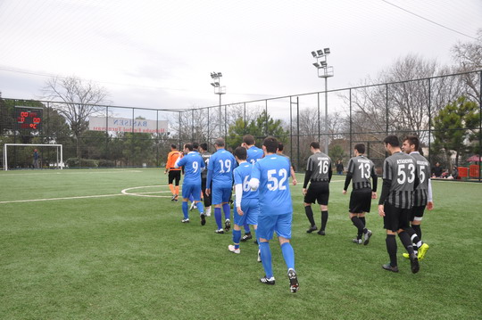 BASİSEN İstanbul Futbol Turnuvası’nda Yapı Kredi Takımlarımız FİNALDE.....  ŞAMPİ... YAPI KREDİ...