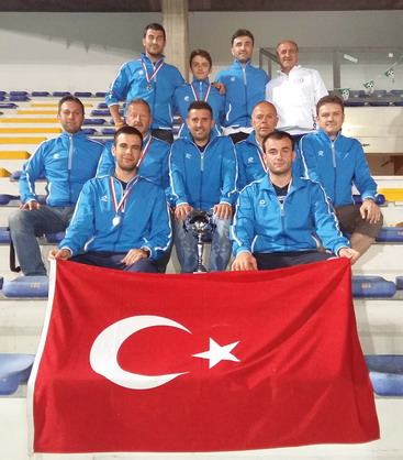 “UniCredit XVIII. Football Meeting” Futbol Turnuvası’nda 3 kupa birden geldi.