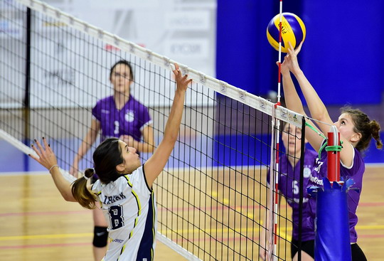 Kadın Voleybol Takımımızın galibiyet serisi devam ediyor.