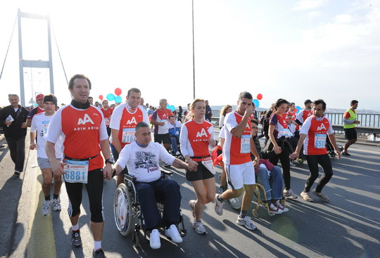 YKB'liler 34.Avrasya Maratonu'ndaydı.