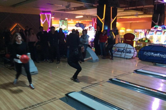 İstanbul BizClub Bowling Turnuvasını üç ayrı salonda gerçekleştirdik