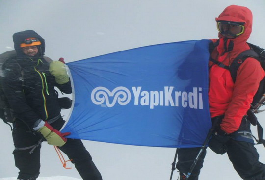 Yapı Kredi Bayrağı, Veli Canpolat’la Avrupa’nın, Kafkasların çatısında...