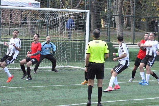 Futbol turnuvasında heyecan devam ediyor.