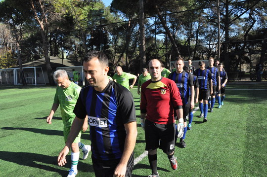 Futbol Turnuvası’nda ikinci tur karşılaşmaları kıyasaya mücadelelerle devam ediyor.
