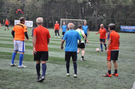 Futbol turnuvasında YKB CUP ve YKB LİG İkinci tur heyecanı başladı.