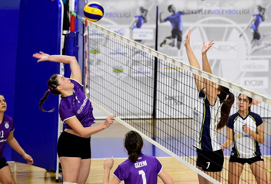 Kadın Voleybol Takımımızın galibiyet serisi devam ediyor.