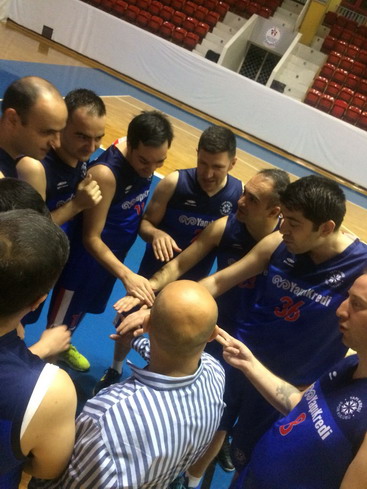 Koç Topluluğu 29. Spor Şenliği Adana Bölge Basketbol Turnuvası şampiyonu Yapı Kredi...