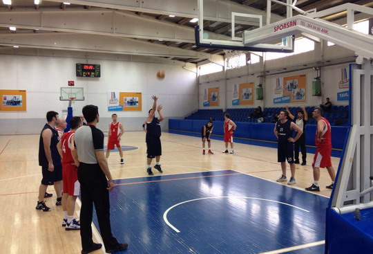 Ankara Basketbol Takımımız Koç Spor Şenliklerinde Şampiyonluk için finalde ...