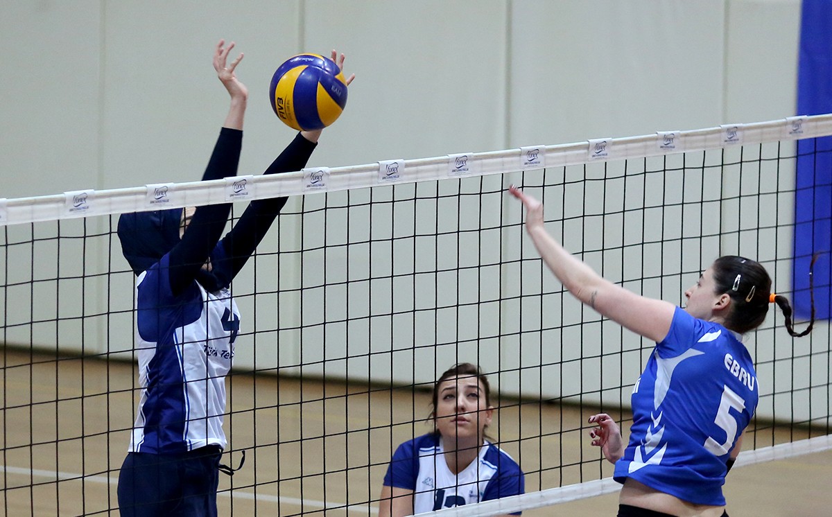 Yapı Kredi Bayan Voleybol Takımı şampiyonluk için sahaya çıkıyor...