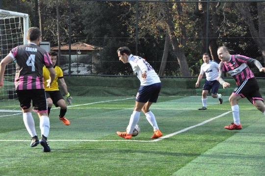 Futbol turnuvasında heyecan devam ediyor.