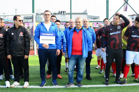Cumhuriyetimizin 96’ncı yıl coşkusunu Bölgeler Arası Futbol Turnuvası ile yaşadık.