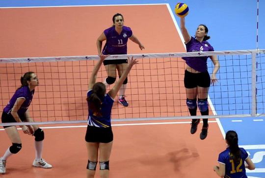 Kadın Voleybol Takımımız Bir Kez Daha Şampiyon...