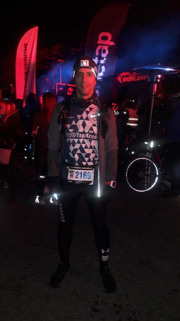 Atletlerimiz Under Armour Longest Night / Run or Ride’da yarıştılar.