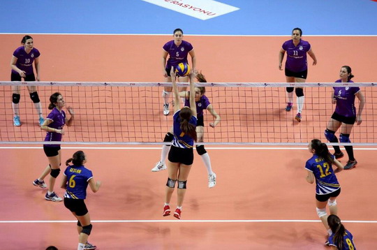 Kadın Voleybol Takımımız Bir Kez Daha Şampiyon...