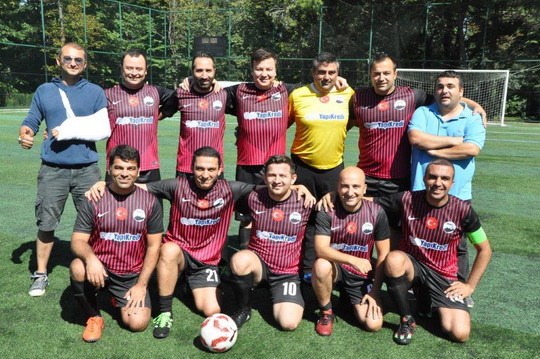 Futbol Turnuvasında üçüncü hafta maçları tamamlandı.