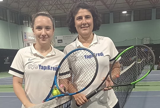 Bankacılar tenis turnuvası sona erdi.