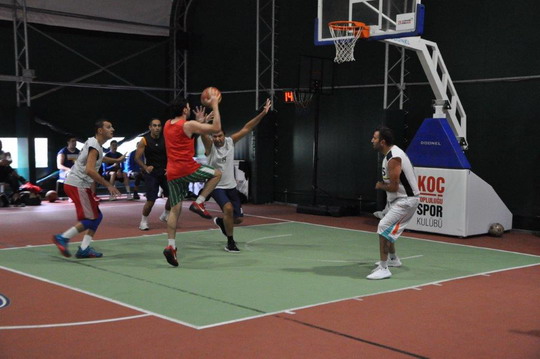 Soner Barutçuoğlu Streetball Turnuvası’nı tamamladık.