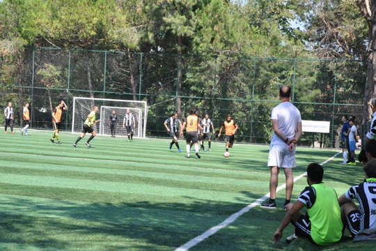 Yapı Kredi 2017 Futbol Turnuvası’nda ilk hafta karşılaşmaları oynandı!