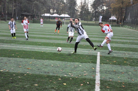 Futbol turnuvasında gruplardaki sıralamalar netleşiyor.