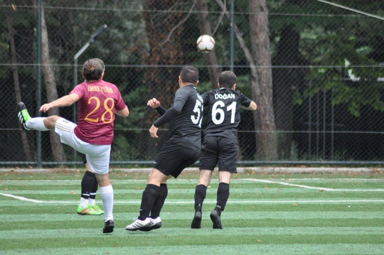 Futbol Turnuvasında ilk gurup maçlarının son haftasına giriyoruz.
